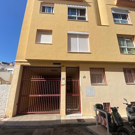 Torremolinos Centro - Beautiful , Newly Renovated 2 Bedroom Apartment Екстериор снимка