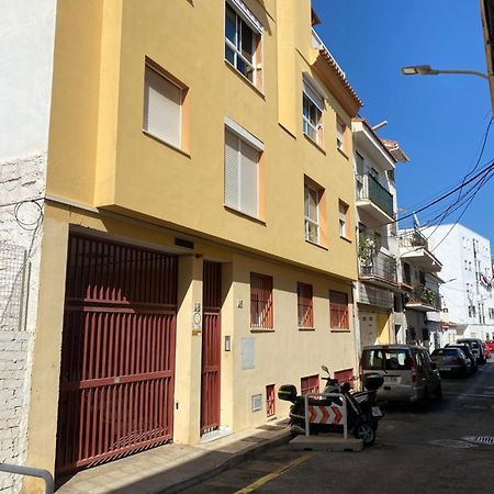 Torremolinos Centro - Beautiful , Newly Renovated 2 Bedroom Apartment Екстериор снимка
