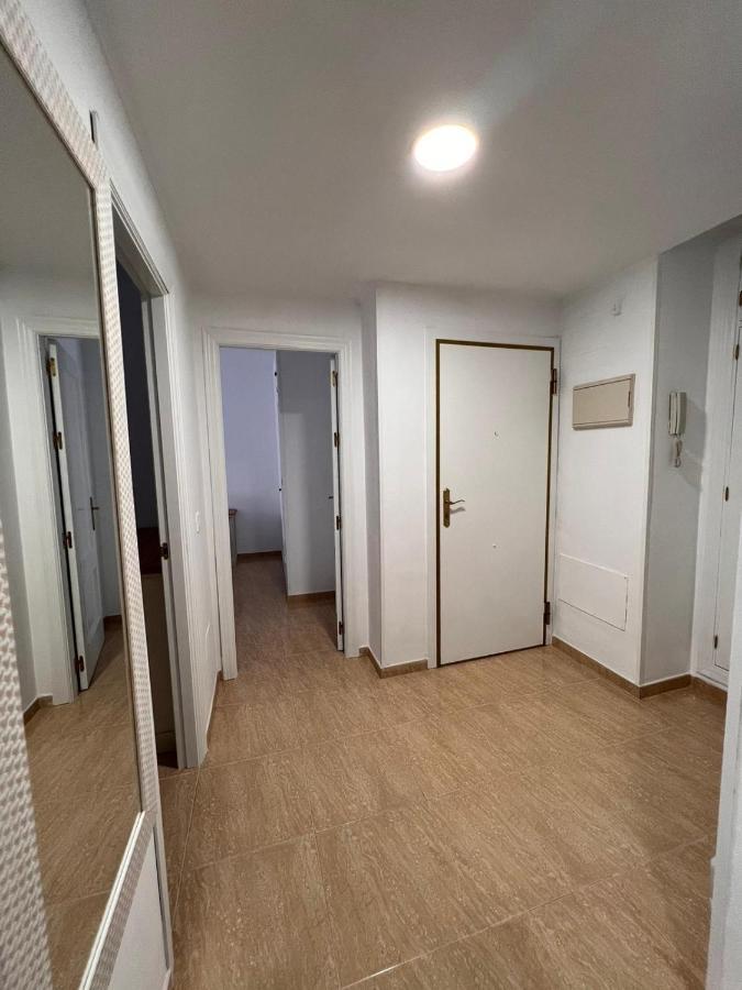 Torremolinos Centro - Beautiful , Newly Renovated 2 Bedroom Apartment Екстериор снимка