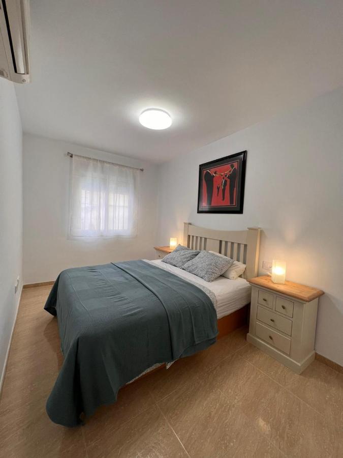 Torremolinos Centro - Beautiful , Newly Renovated 2 Bedroom Apartment Екстериор снимка