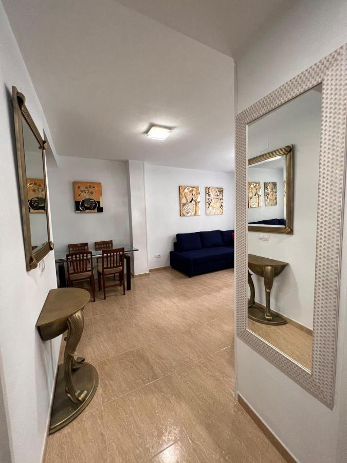 Torremolinos Centro - Beautiful , Newly Renovated 2 Bedroom Apartment Екстериор снимка