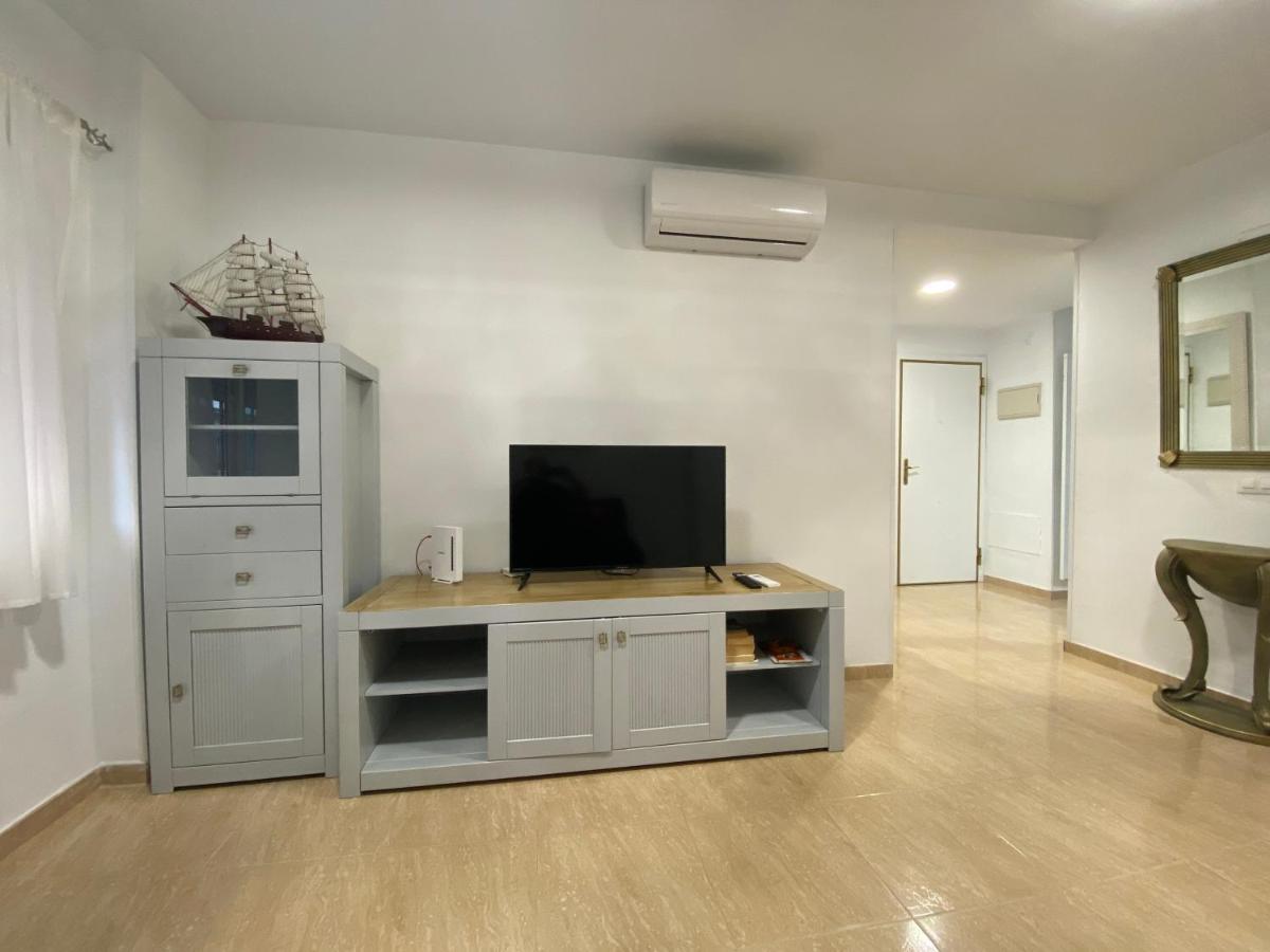 Torremolinos Centro - Beautiful , Newly Renovated 2 Bedroom Apartment Екстериор снимка